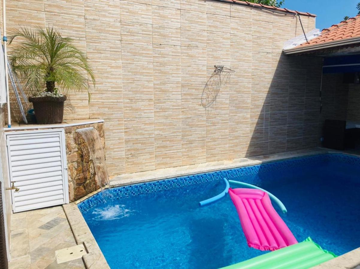 Casa Moderna: Beachfront Retreat with Heated Pool and Gourmet Area Praia Grande  Exterior photo