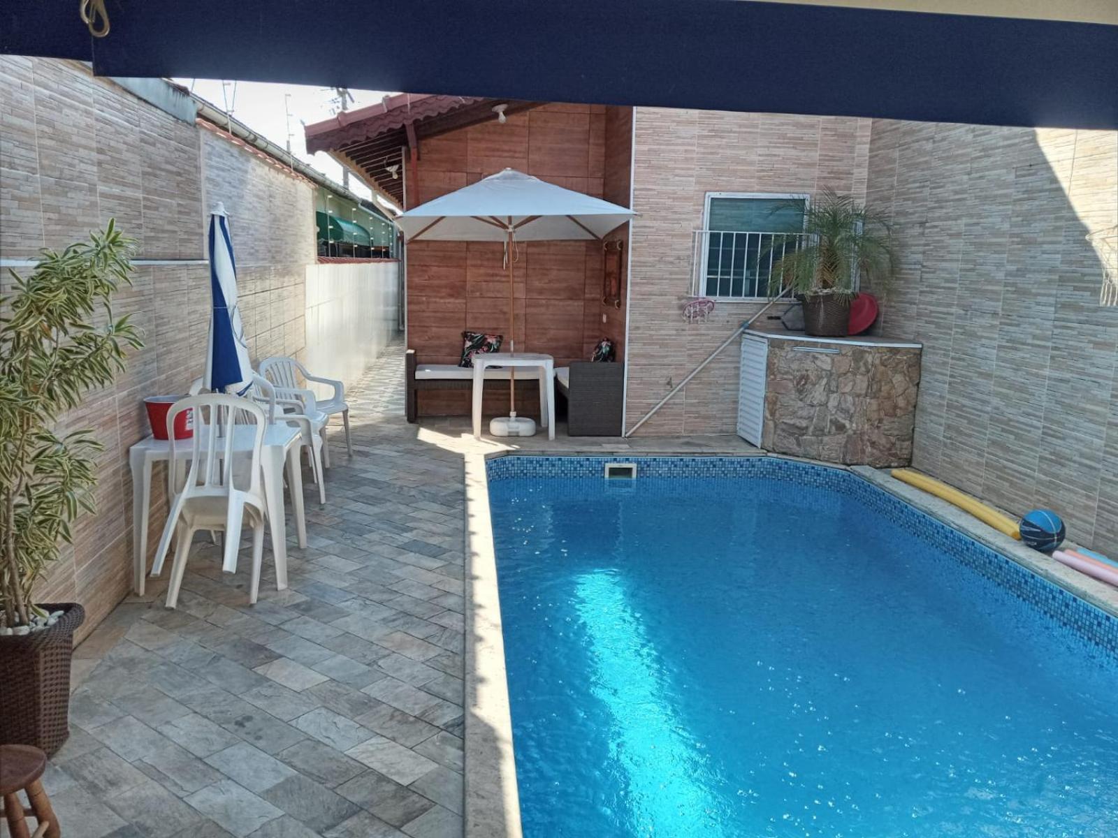 Casa Moderna: Beachfront Retreat with Heated Pool and Gourmet Area Praia Grande  Exterior photo
